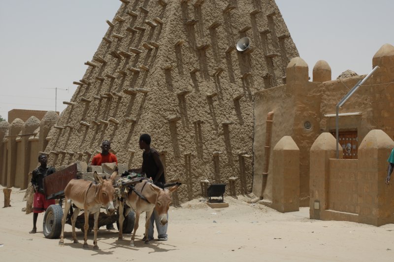 Timbuktu Mud Mosque, Mali, W. Africa. (Foto: CC/Flickr.com | Emilio Labrador)