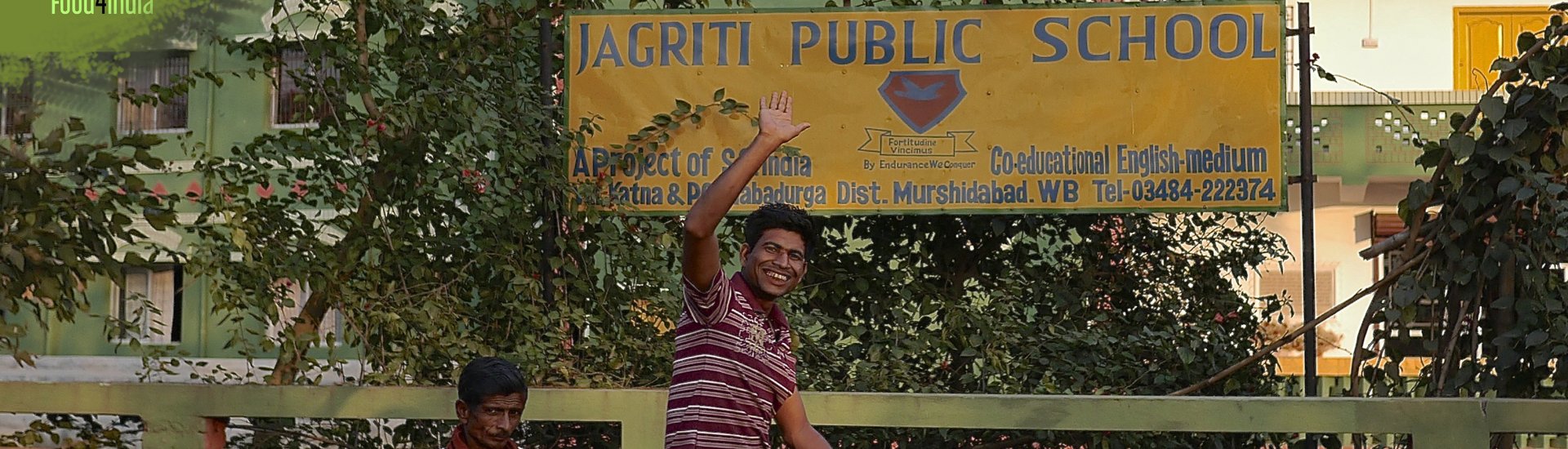 De Jagriti Public School) is een partnerschool van het Alfrink College.