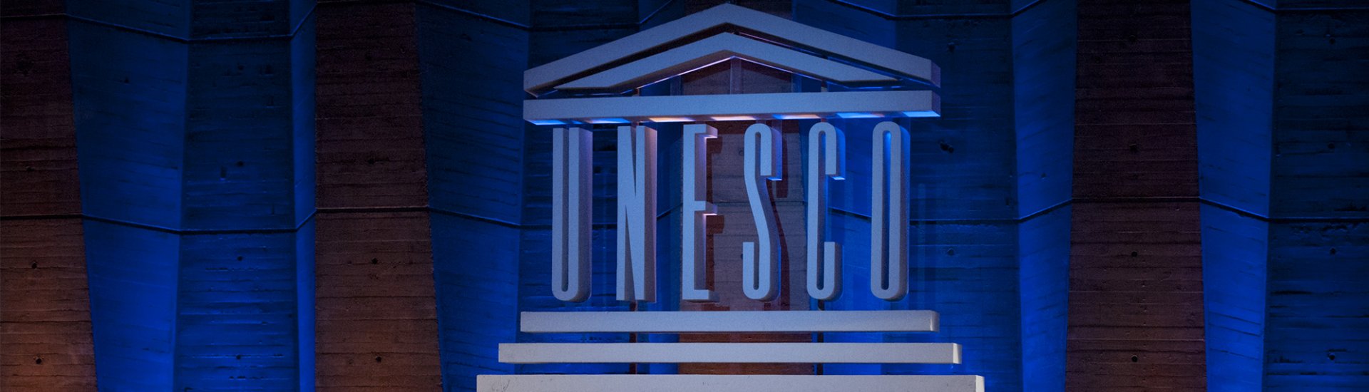Het logo van Unesco, te zien tijdens de opening van de 38ste Algemene Conferentie in Parijs.
