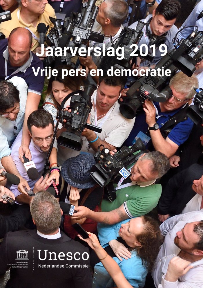 Cover van het jaarverslag 2019.