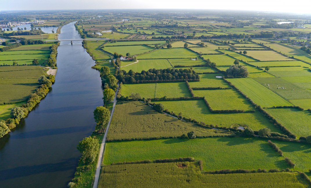 Luchtfoto van het Maasheggengebied. (Foto: Aeropicture)