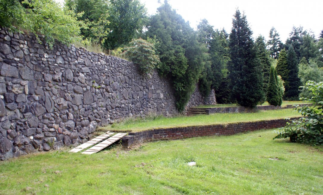 De Muur van Mussert (Foto: Wikimedia Commons)