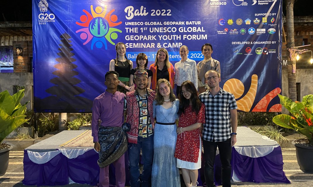 Deelnemende jongeren aan het 1st Unesco Global Geopark Youth Forum Seminar & Camp.