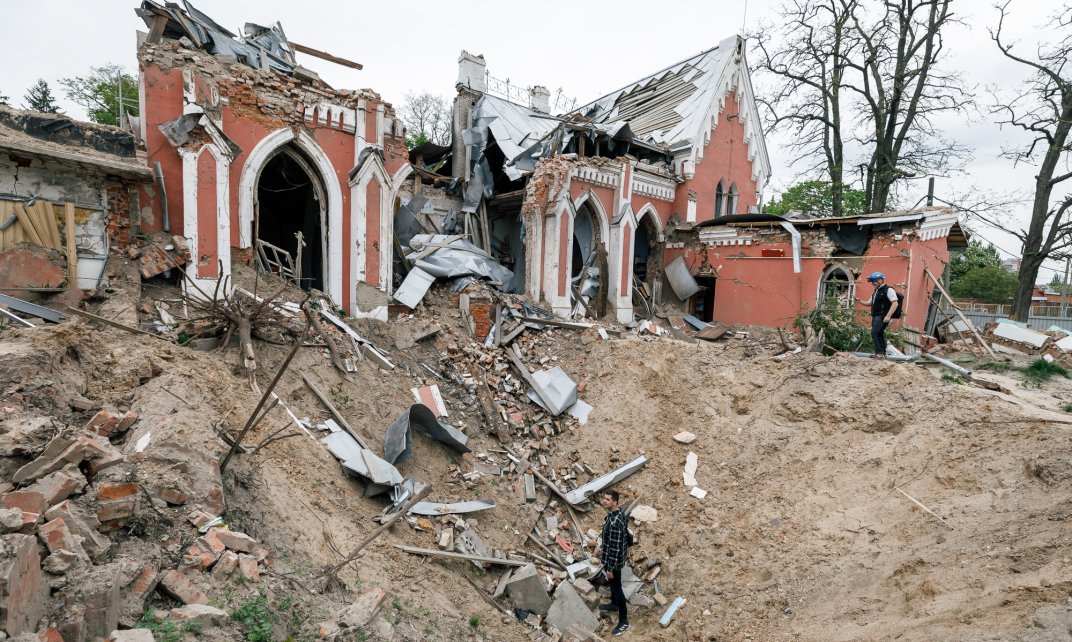 Op 11 maart 2022 werd de regionale bibliotheek voor kinderen en jongeren in Tsjernihiv (Oekraïne) verwoest door een luchtaanval.