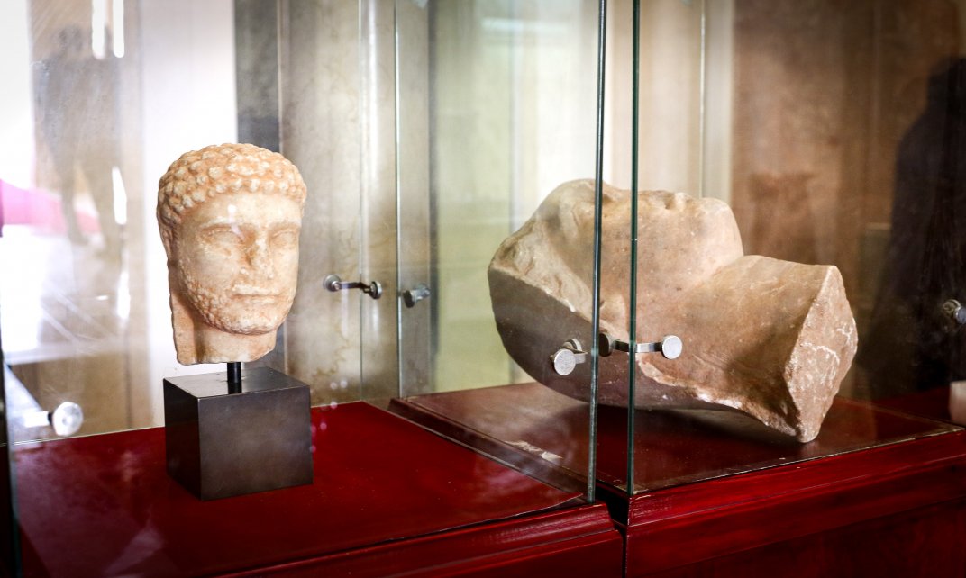Antieke beeldhouwwerken die teruggegeven zijn aan Libië.