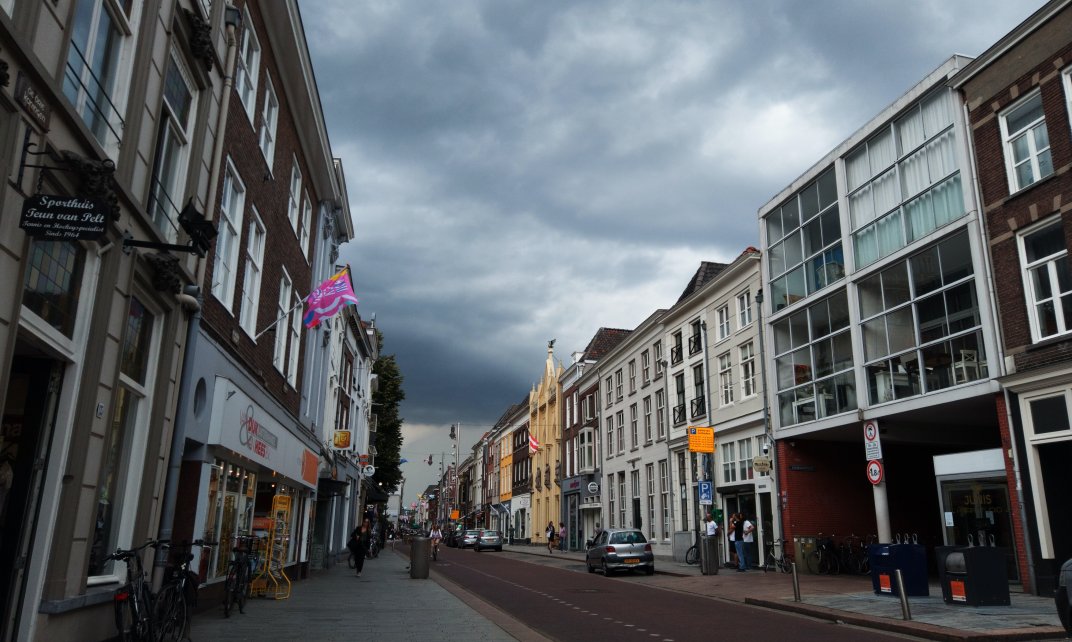 Een straat in 's-Hertogenbosch. 