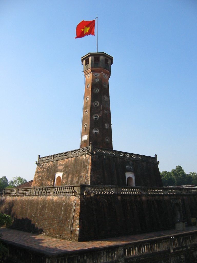 Башня ханой. Ханойская Цитадель Вьетнам. Башня Ханоя. Ханойская Цитадель (г. Ханой). Ханойская башня в Ханой.