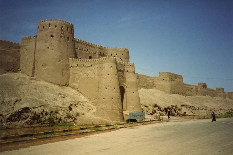 Entrance to the fort at Bam,Iran. (Foto: CC/Flickr.com | Charlie Phillips)