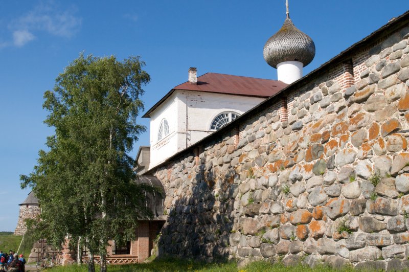 Front wall of Solovetsky Monastery. (Foto: CC/Flickr.com | Juha Maekelaeinen)