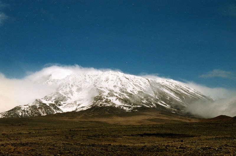 Kilimanjaro climbing Day 3 to Kibo Hut 4703m. (Foto: CC/Flickr.com | twiga269  FEMEN)