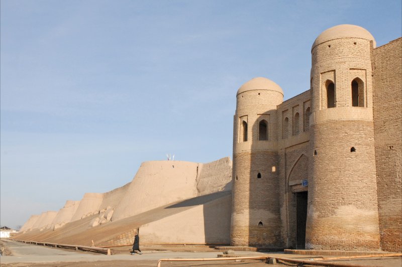 La muuraille et la porte sud de Khiva Ouzbekistan . (Foto: CC/Flickr.com | Jean-Pierre Dalbéra)