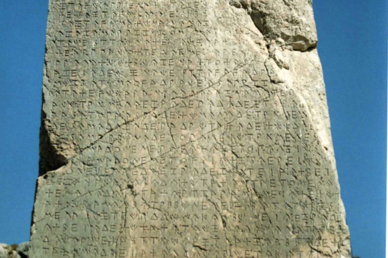 lycian inscription xanthos. (Foto: CC/Flickr.com | damian entwistle)