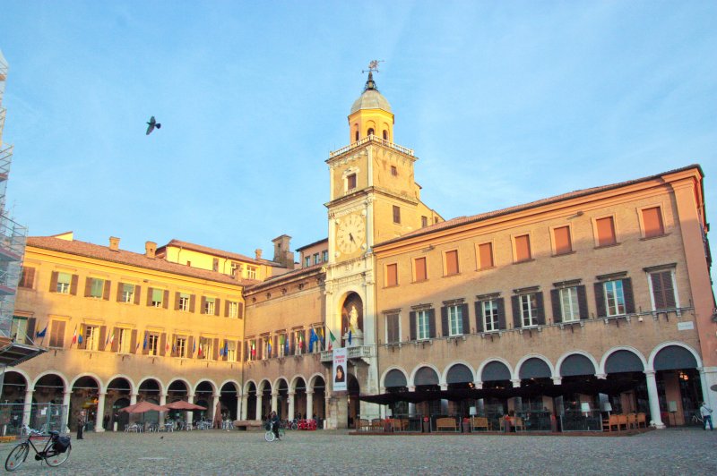 Palazzo Comunale e Piazza Grande. (Foto: CC/Flickr.com | Città  Di Modena)
