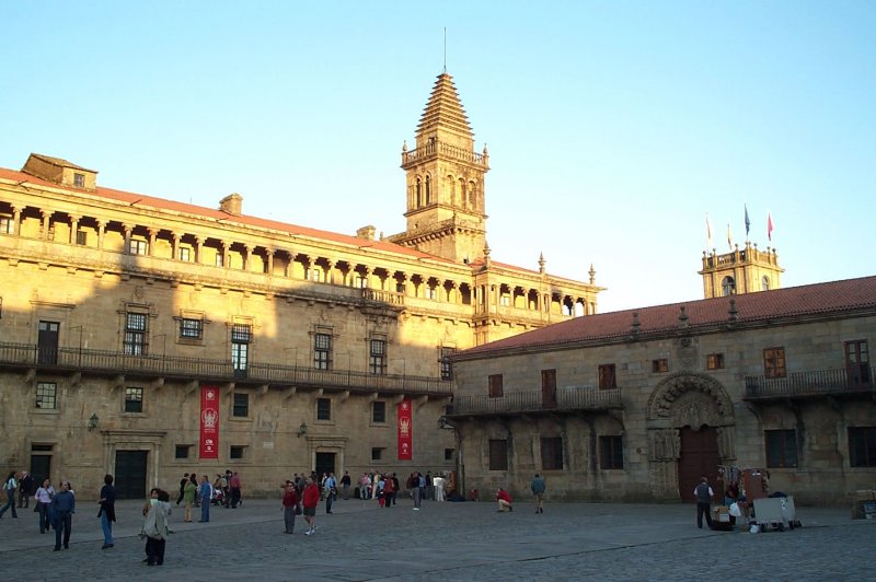 Plaza de Obradoiro en Santiago de Compostela. (Foto: CC/Flickr.com | Alquiler de Coches)