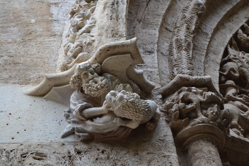 Sanson luchando contra el leon. Llotja de la Seda. Valencia. (Foto: CC/Flickr.com | Beatriz Sirvent)
