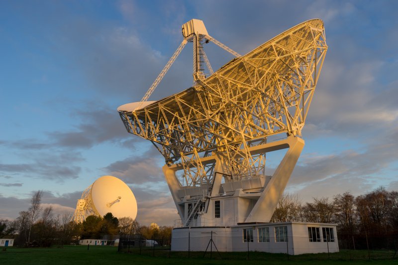 De Mark II en Lovell telescopen in het Jodrell Bank Observatorium. (© Anthony Holloway | whc.unesco.org/en/documents/167065)