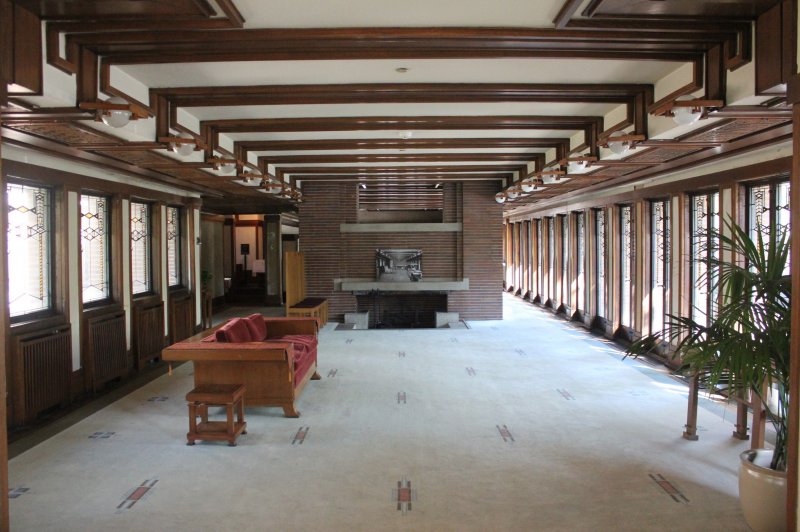 Frederick C. Robie House, View of main floor facing east. (© Harboe Architects | whc.unesco.org/en/documents/140873)