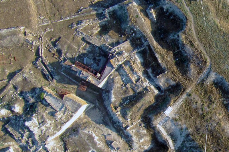 De toegangspoort in de citadel van Gordion. (Foto: Gareth Darbyshire and John Hinchman | © Penn Museum Gordion Project Archives | https://whc.unesco.org/en/documents/191123)