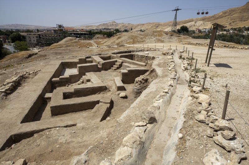 Overblijfselen van een paleis uit de Vroege Bronstijd. Foto: © Ministry of Tourism and Antiquities (MoTA) | whc.unesco.org/en/documents/200024)