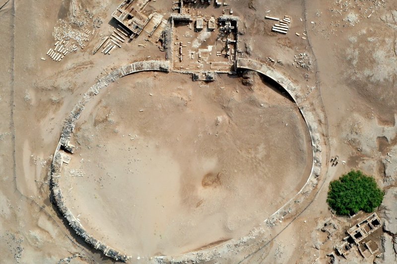 Awām Temple. (Foto: Amr Alsrori | © Nomination Team of the Landmarks of the Ancient Kingdom of Saba in Marib Governorate | Permanent URL: whc.unesco.org/en/documents/192104)